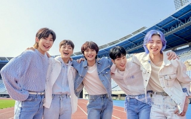 APEX - Kpop Boy Group (Like A Movie)