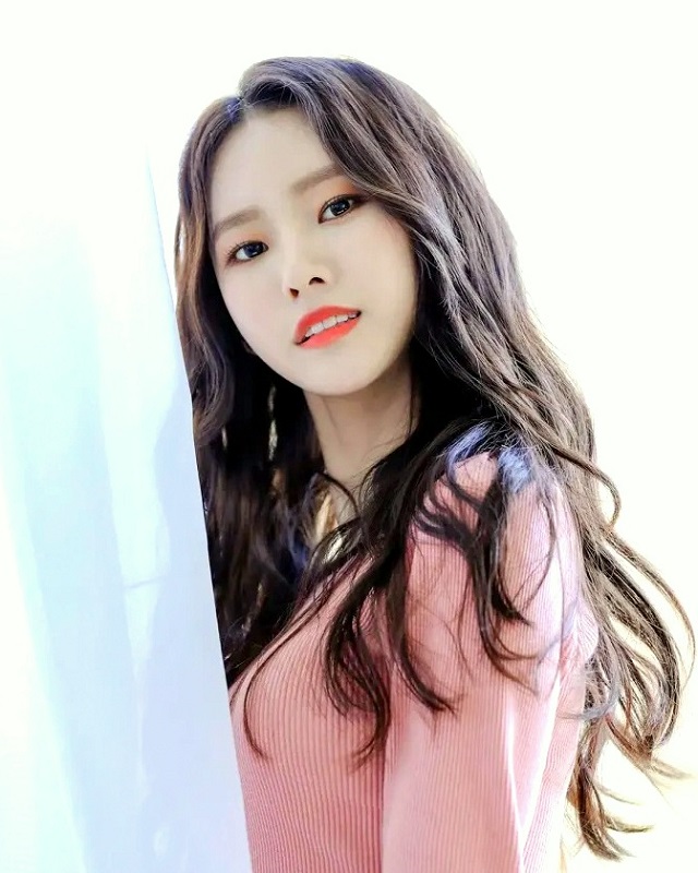 Monday Weeekly / Kim Ji-min (김지민)