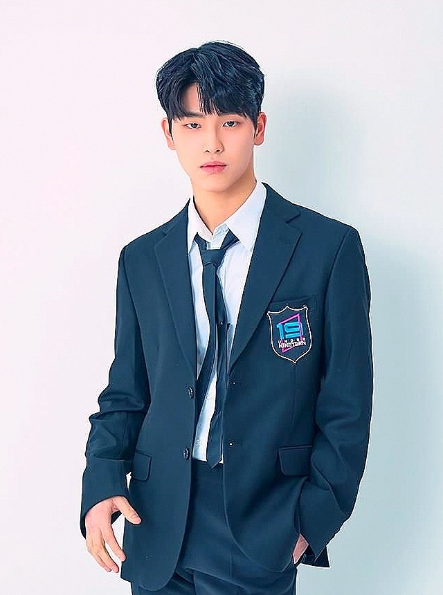 Lee Seunghwan (이승환)