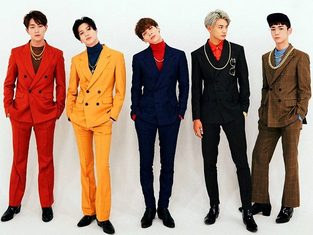 SHINee (샤이니)