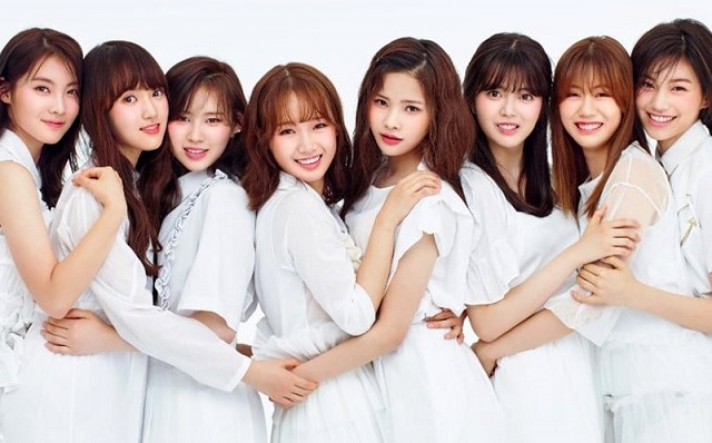 Weki Meki members - Ji Su-yeon, Elly, Choi Yoo-jung, Kim Do-yeon, Sei, Lua, Rina, Lucy