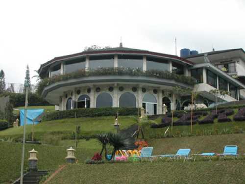 Gambar HOTEL SERUNI Puncak