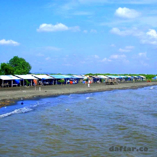 Pantai Maron