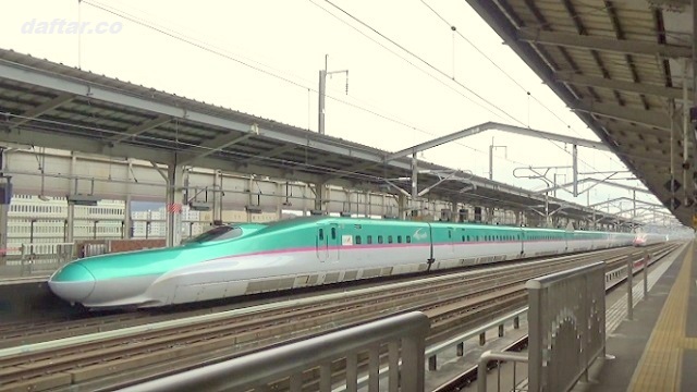 Foto JR-East E5 Shinkansen Jepang